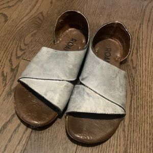 🛑 SOLD Roan Sandals